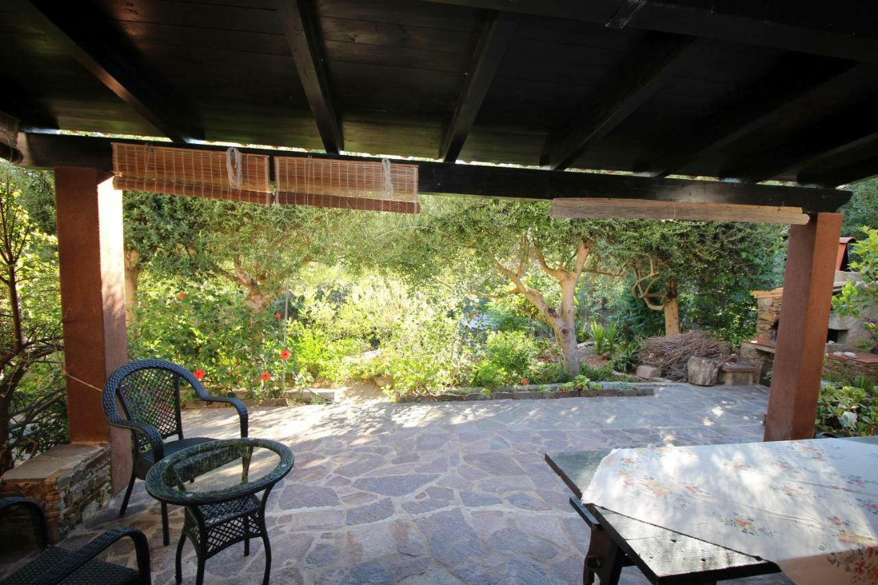 Appartamento Con Giardino טורה דיי קורסרי מראה חיצוני תמונה